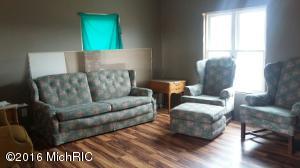 18375 Coolidge Rd, Big Rapids, MI 49307 photo 2