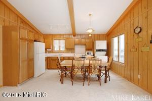 1210 Wolf Lake Dr, Baldwin, MI 49304 photo 9
