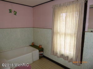 6121 E Butler Rd, Dowling, MI 49050 photo 37