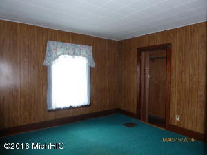 6121 E Butler Rd, Dowling, MI 49050 photo 31