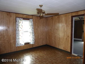 6121 E Butler Rd, Dowling, MI 49050 photo 36