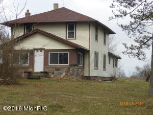 6121 E Butler Rd, Dowling, MI 49050 photo 3