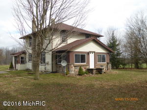 6121 E Butler Rd, Dowling, MI 49050 photo 8