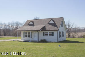 13448 Range Line Rd, Niles, MI 49120 photo 1