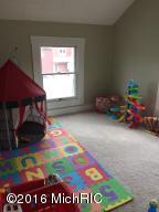 512 E Bridge St, Plainwell, MI 49080 photo 6