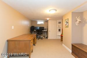 6269 Dunbarton St SE, Ada, MI 49301 photo 39