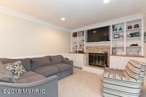 6269 Dunbarton St SE, Ada, MI 49301 photo 15
