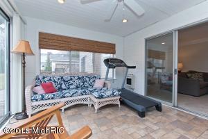 6269 Dunbarton St SE, Ada, MI 49301 photo 22