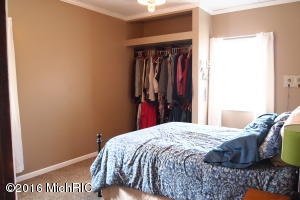 304 E Gilbert St, Leroy, MI 49655 photo 10