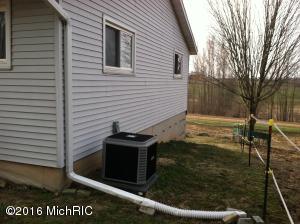 2129 W Moore Rd, Bailey, MI 49303 photo 3