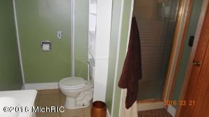 386 E 120th St, Grant, MI 49327 photo 14