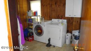 386 E 120th St, Grant, MI 49327 photo 18