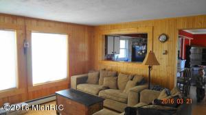 386 E 120th St, Grant, MI 49327 photo 8