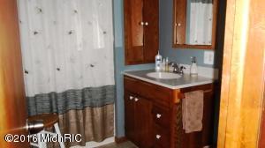 1440 N Luce Ave, White Cloud, MI 49349 photo 15