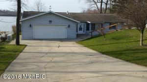 22 Pullin Dr, Gobles, MI 49055 photo 2
