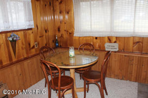 484 E Deer Rd, White Cloud, MI 49349 photo 5