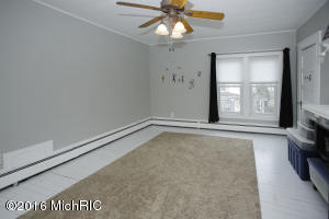 310 E Brg, Plainwell, MI 49080 photo 21