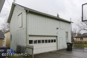 310 E Brg, Plainwell, MI 49080 photo 22