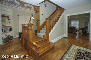 310 E Brg, Plainwell, MI 49080 photo 15