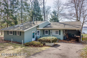 11257 Point Rd, Three Rivers, MI 49093 photo 1