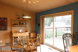1765 Briarlane St, Dorr, MI 49323 photo 7