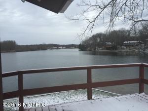 333 Midlakes Blvd, Plainwell, MI 49080 photo 4