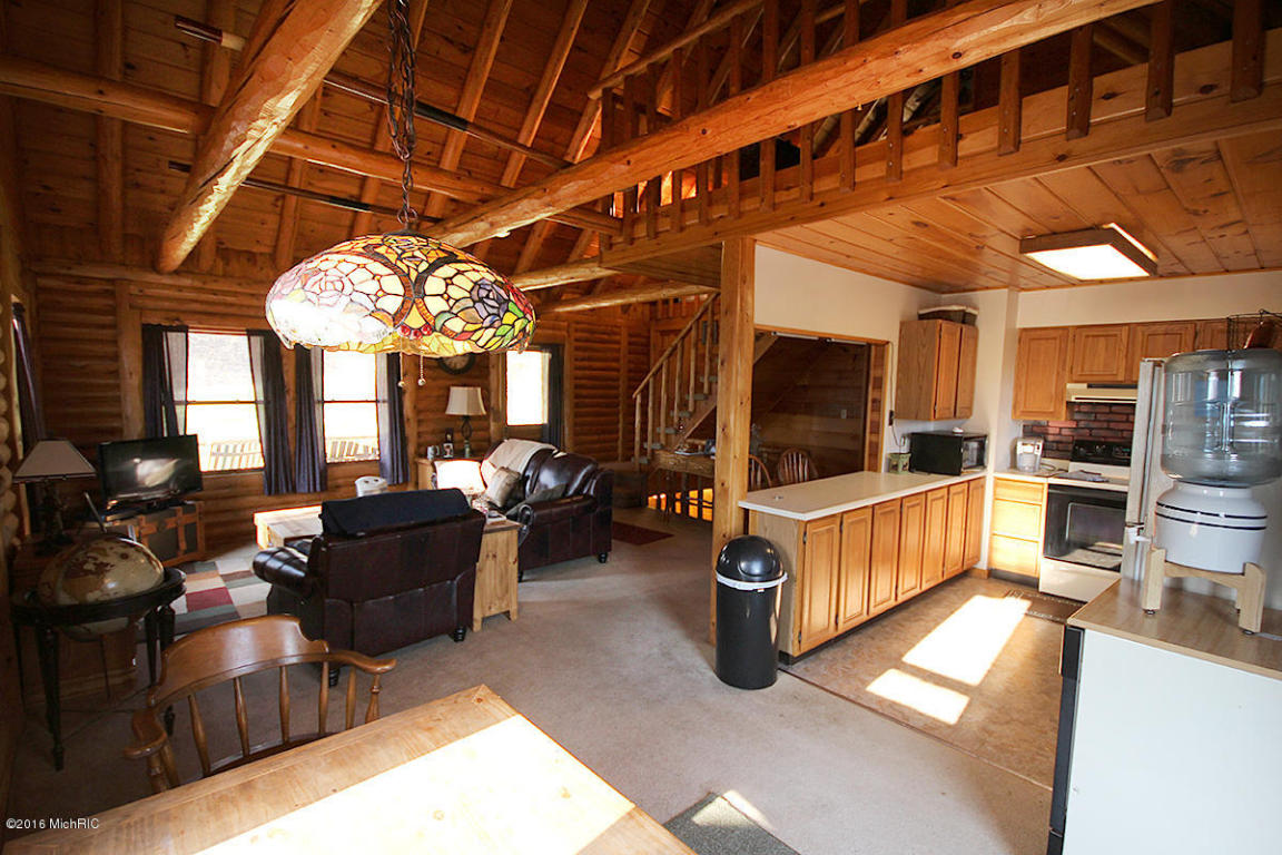 4567 Chamberlain Dr, Buchanan, MI 49107 photo 4