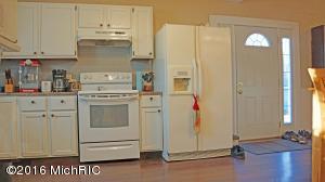 300 Earle, Belding, MI 48809 photo 13