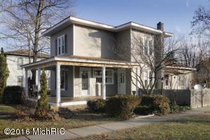 421 S Main St, Plainwell, MI 49080 photo 1