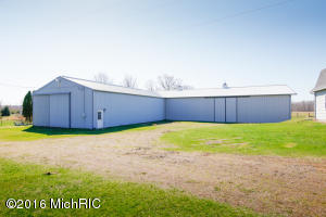 10700 E S Ave, Scotts, MI 49088 photo 3
