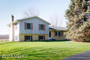 10700 E S Ave, Scotts, MI 49088 photo 1