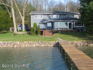 738 E Gull Lake Dr, Augusta, MI 49012 photo 1