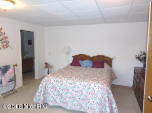 738 E Gull Lake Dr, Augusta, MI 49012 photo 26