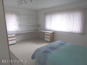 738 E Gull Lake Dr, Augusta, MI 49012 photo 28