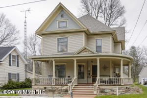 332 N Eagle St, Marshall, MI 49068 photo 2