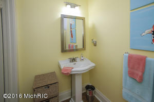 332 N Eagle St, Marshall, MI 49068 photo 12