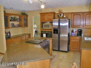 19465 Golfview Dr, Big Rapids, MI 49307 photo 7