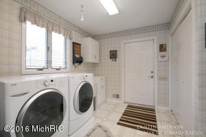 4373 18th, Dorr, MI 49323 photo 3