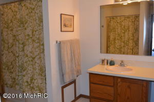 5331 Nadeau Dr, Pullman, MI 49450 photo 8
