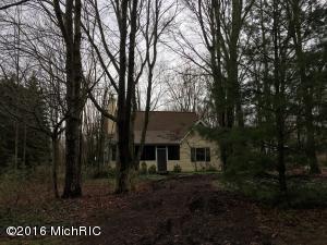 6932 Second St, Douglas, MI 49406 photo 1