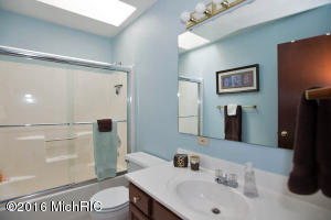 359 S Fork Dr, Plainwell, MI 49080 photo 25