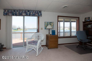 359 S Fork Dr, Plainwell, MI 49080 photo 29