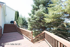 359 S Fork Dr, Plainwell, MI 49080 photo 38