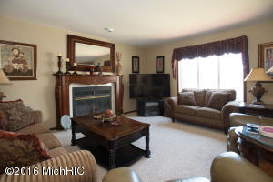 359 S Fork Dr, Plainwell, MI 49080 photo 11