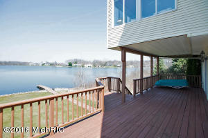 359 S Fork Dr, Plainwell, MI 49080 photo 9