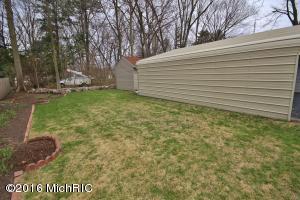 410 E Hoffman St, Three Rivers, MI 49093 photo 8