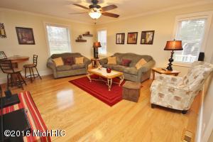 410 E Hoffman St, Three Rivers, MI 49093 photo 24