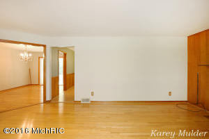 7440 Sheffield Dr SE, Ada, MI 49301 photo 5