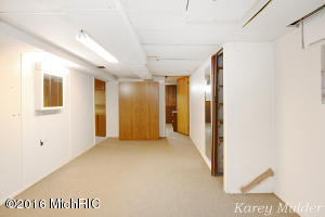 7440 Sheffield Dr SE, Ada, MI 49301 photo 24