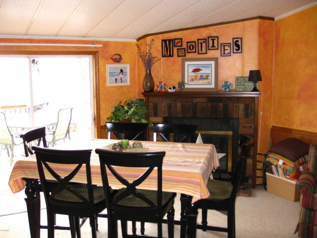 925 Beech St, Pullman, MI 49450 photo 5